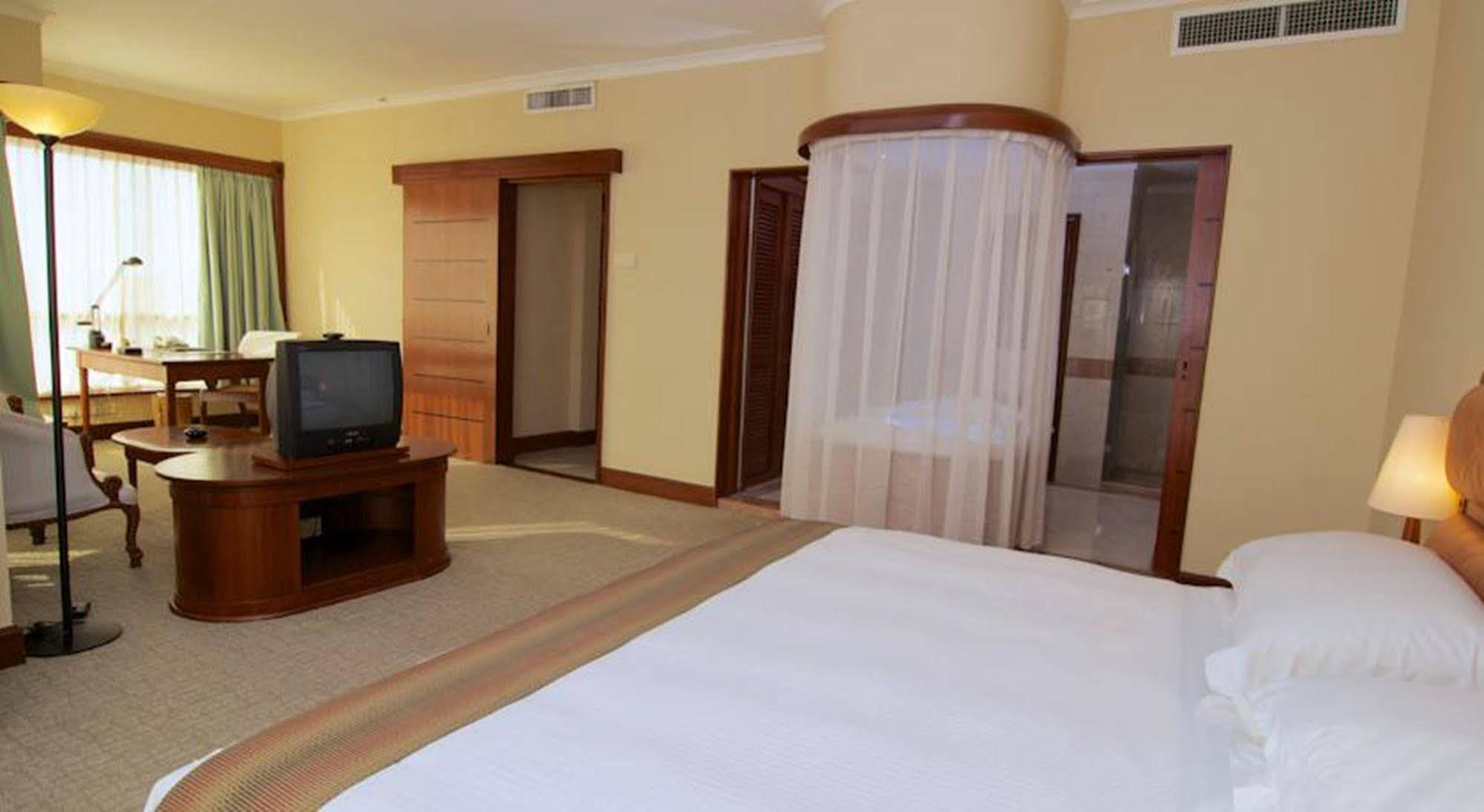 Hotel The Millen Penang, Autograph Collection George Town Exteriér fotografie A room at the hotel